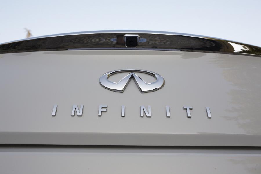  Infiniti G37 2008 года  (EU) (фото 57 из 93)